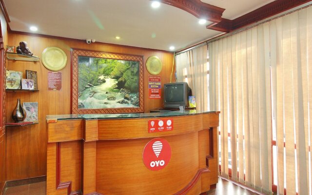 OYO 10068 Hotel Rathna