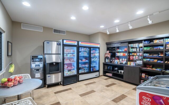 Candlewood Suites Auburn by IHG