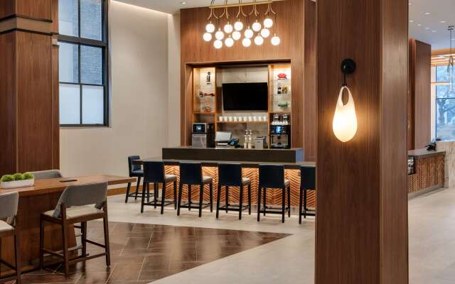 Hyatt Place Houston Downtown