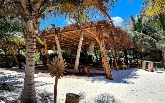 Ikal Hotel Tulum