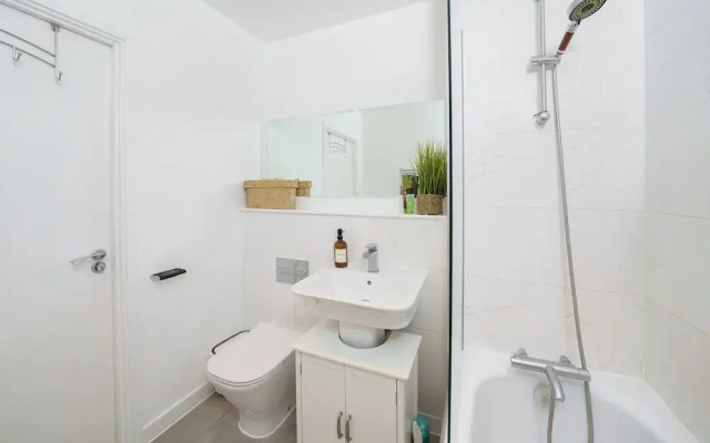 Modern 1-bed Boutique-style Apartment in Croydon