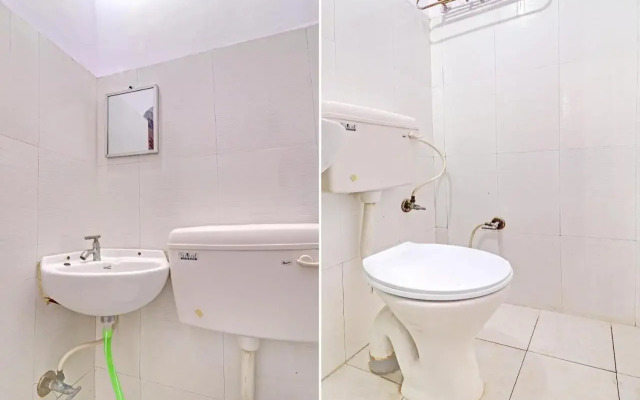 Oyo Flagship 805187 Hotel Vrv Homestay