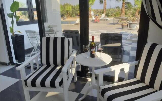 The Pervoli Studio - Pool - Close to Beach