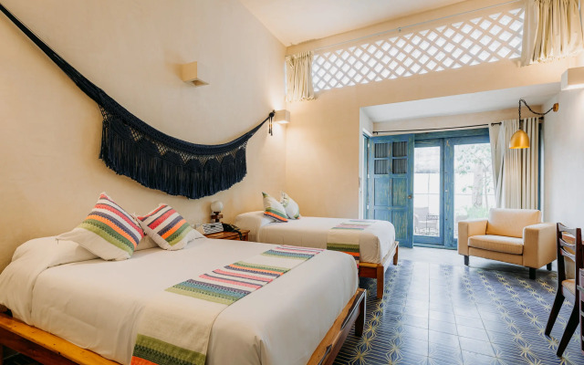 Waye Valladolid Centro – Sustainable, Authentic Experiences & Pet Friendly Boutique Hotel