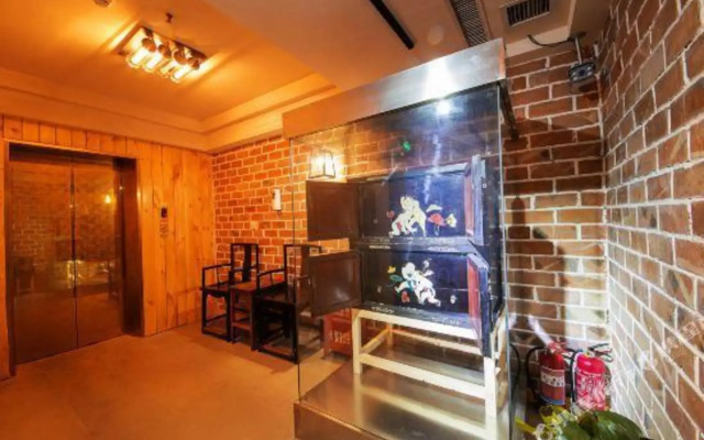 延安青苹果艺术酒店