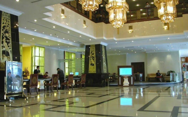 Jade Palace Hotel