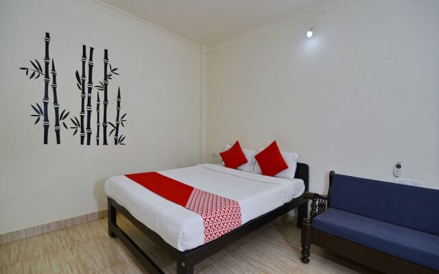 OYO 833 Hotel Prince Santosh Holiday Homes