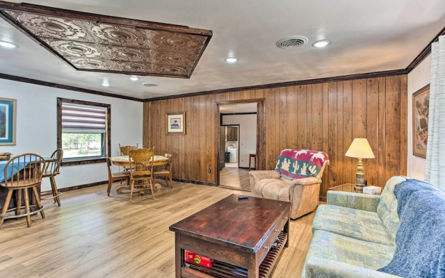 Lovely 'anna Fink House' w/ Patio & Fire Pit