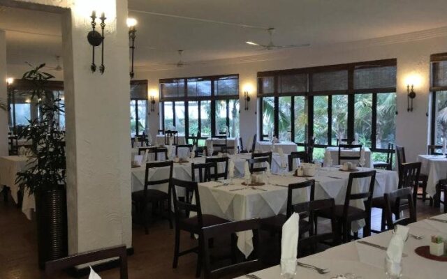 Salt Rock Hotel and Beach Resort
