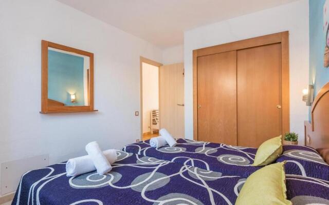 Apartment 30 meters from the beach