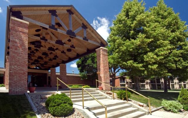 Lake Okoboji Resort & Conference Center