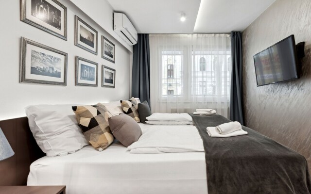 SKY9 Apartments District 6