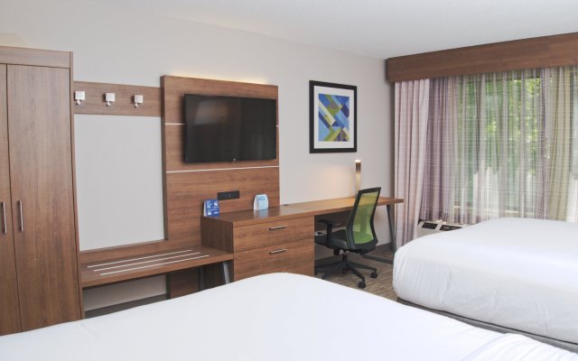 Holiday Inn Express South Burlington, an IHG Hotel