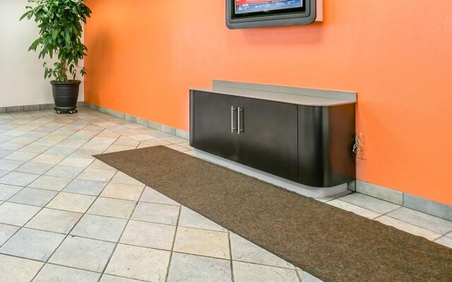 Motel 6 Minneapolis Airport - Mall of America