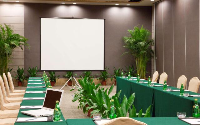 Dongguan Forum Hotel and Apartment
