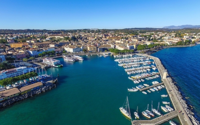 Borgo Degli Ulivi 800Mt From Lake