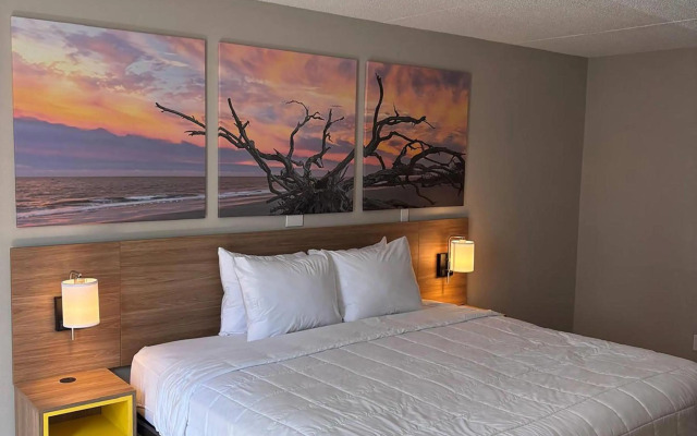 Days Hotel by Wyndham Williamsburg I-64