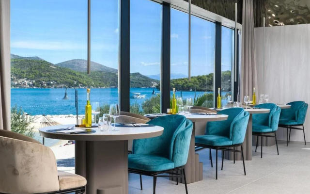 Marinus Beach Hotel