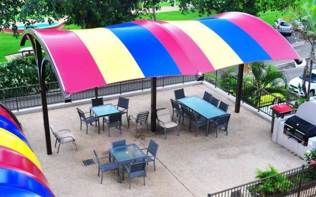 Waters Edge The Strand