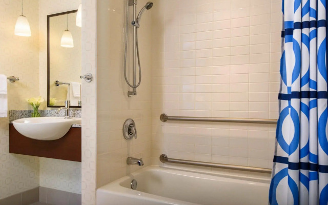 Renaissance® Boston Seaport District