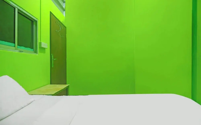 SPOT ON 92554 Budi Homestay SyariahNearGrand Batam Mall