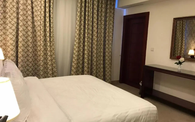 Strand Hotel