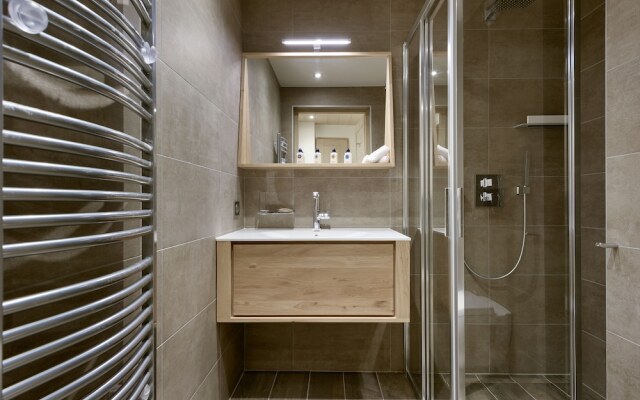 Le C Residence Apartment T3 Cabin A04