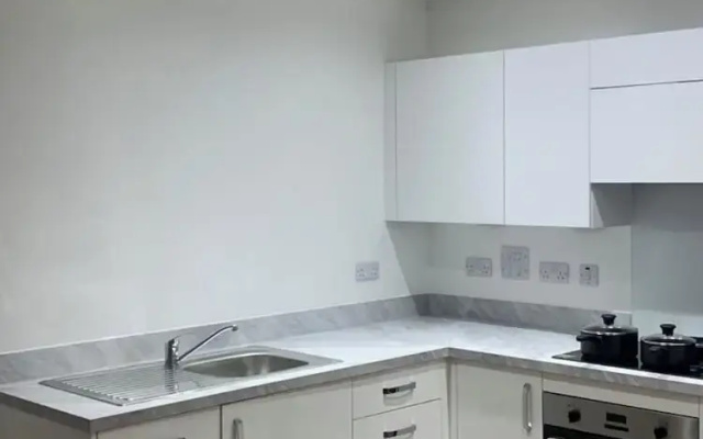 1 Bed Flat- Direct Links to Central London