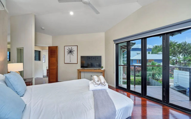 Beachcomber Holiday House