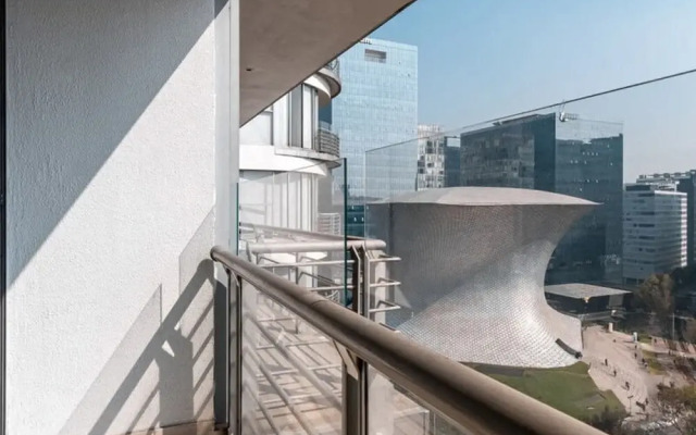 White Elephant - Modern 3 BR Apt in Polanco