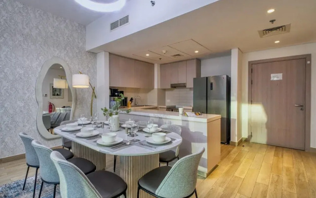 Luxe Ventures Waters Edge Haven