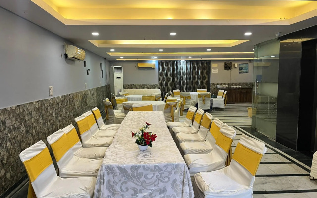 Hotel Trio Continental by Fabhotel