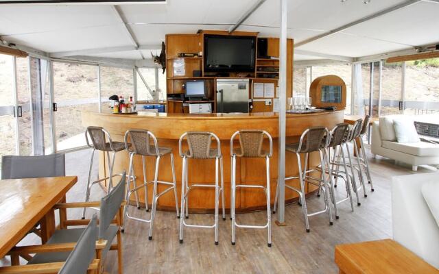 Shayamanzi Houseboats