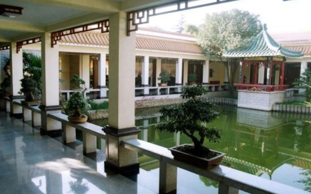 Nanhu Hotel