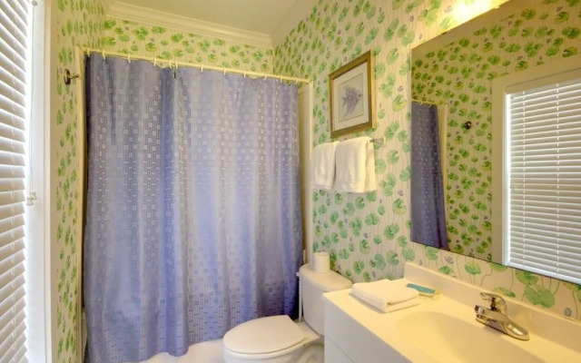 Cozy Hideaway 22C - 2 Br Condo