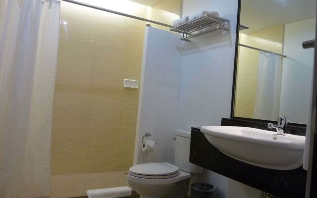 Circle Inn Iloilo City Center