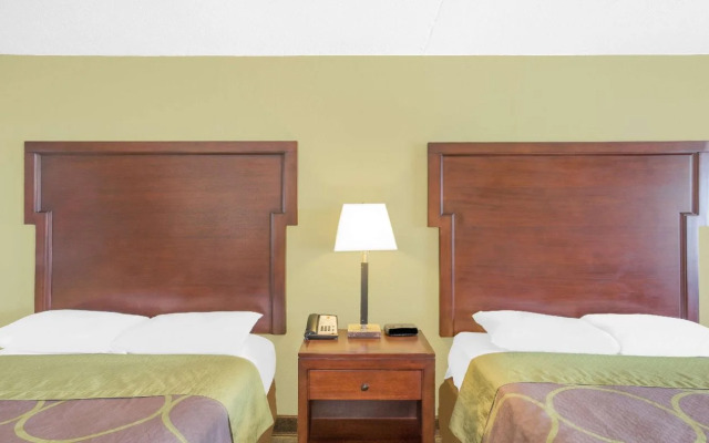 Aventura On The Ocean