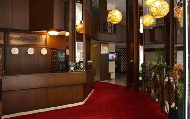 Rest Hotel