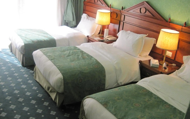 Serenada Golden Palace - Boutique Hotel