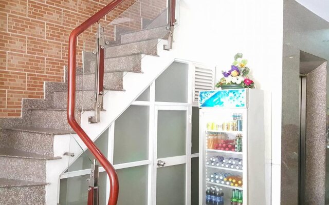 Truong Giang Hotel