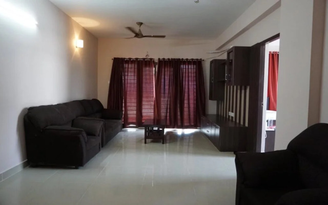 Solitaire Service Apartments