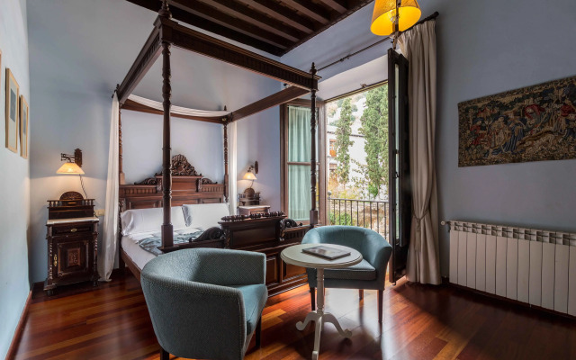 Palacio Mariana Pineda Hotel