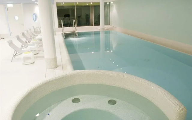 atoll apartments