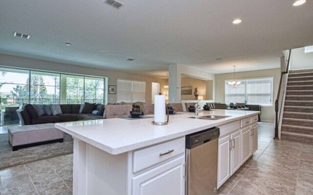 Solara - 9 Bedrooms House W/pool-8100sa Home by Redawning