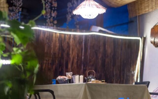 Jane Yiju Seaview B&B