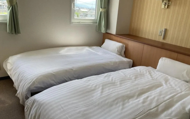 Kur and Hotel Isawa