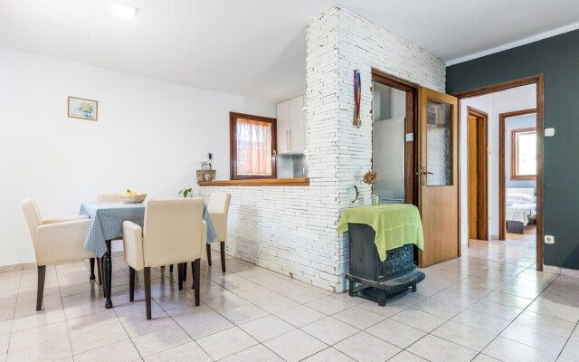 Awesome Home in Jezera With Wifi and 2 Bedrooms