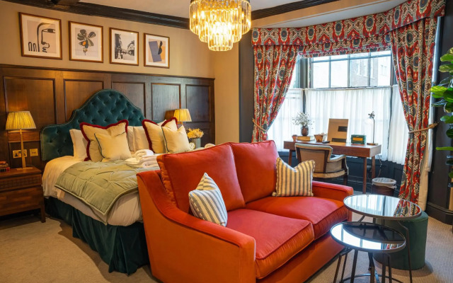 Salisbury Arms Hotel
