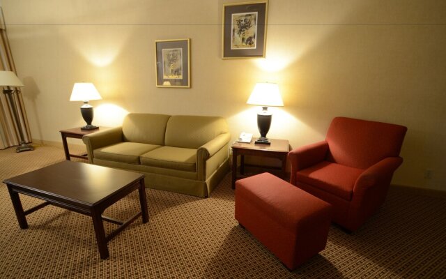 Ashmore Inn and Suites Lubbock