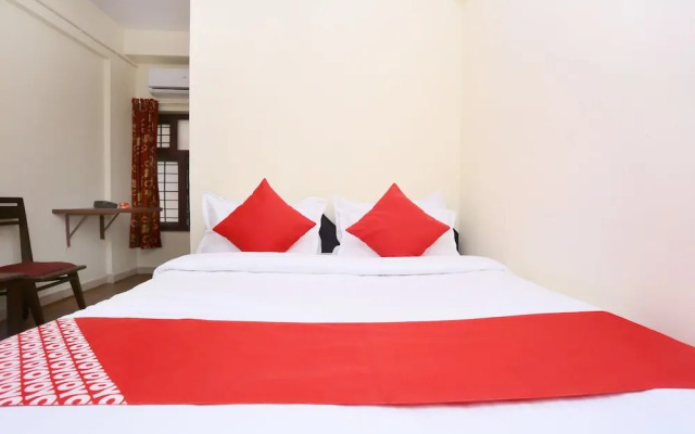 Gamas Centre by OYO Rooms